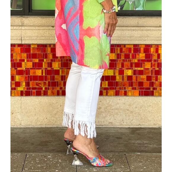 LULU-B Capri Fringe Hem White Pant, Stretchy, Size 8 - Picture 8 of 8